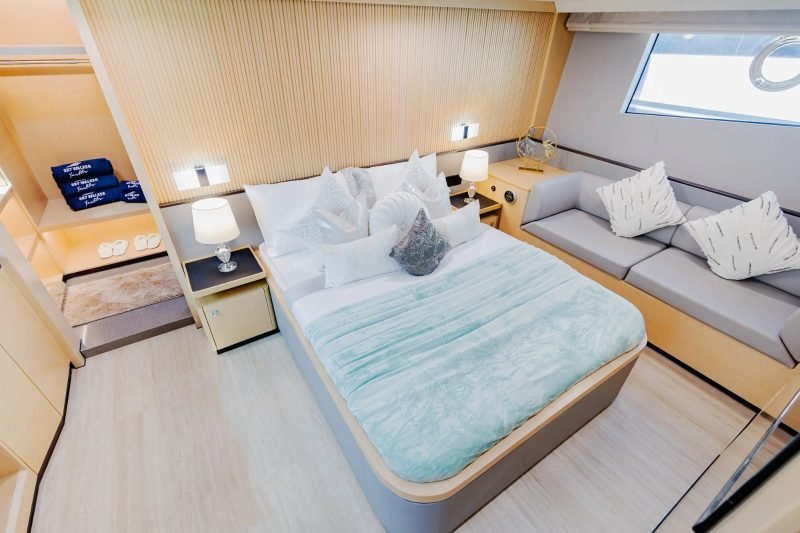 66 Feet Luxury Yacht – photo 7