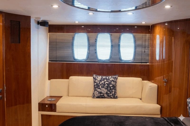 82 Feet Luxury European Princess Yacht – photo 7